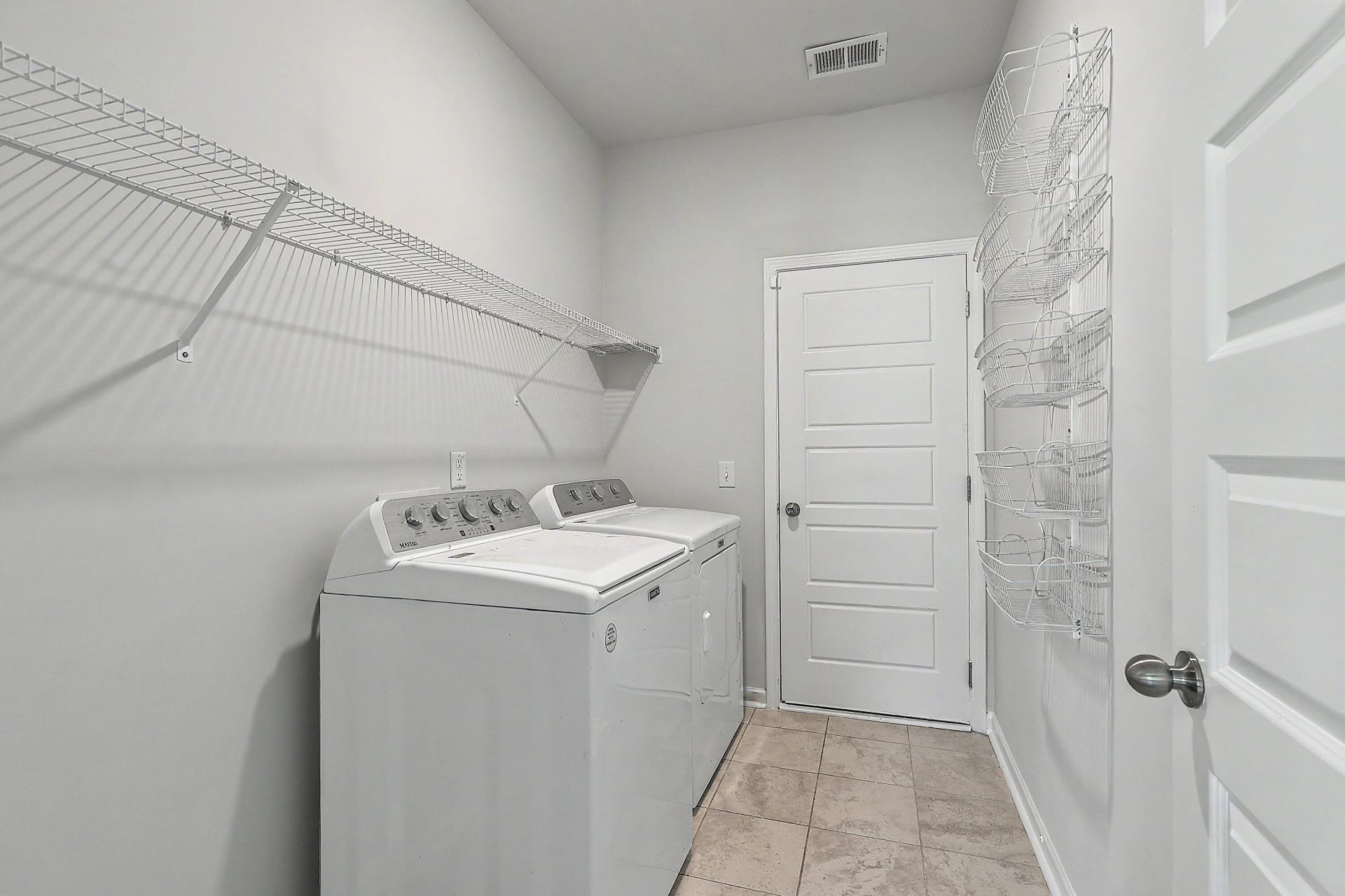 291 Firewheel Court Photo 17