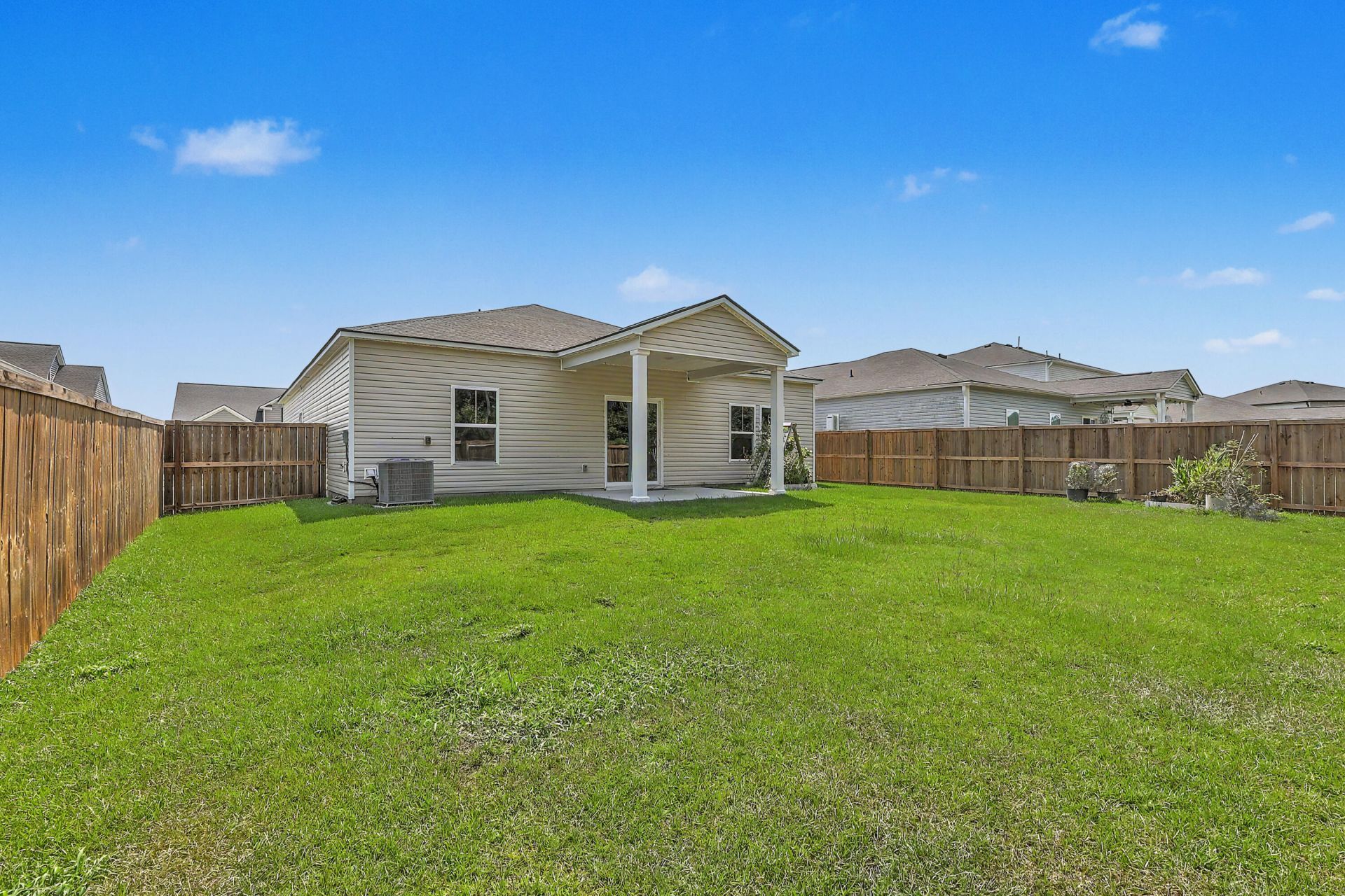 291 Firewheel Court Photo 4