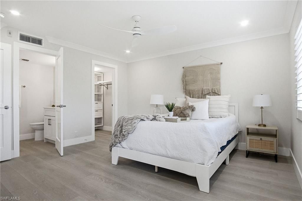 9 High Point Cir N, Unit 108, Naples, FL 34103 Photo