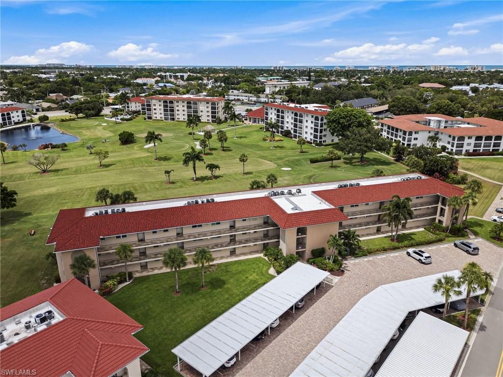 9 High Point Cir N, Unit 108, Naples, FL 34103 Photo