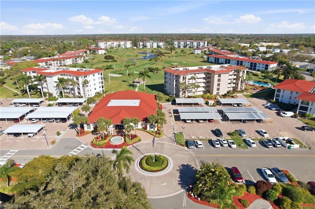 9 High Point Cir N, Unit 108, Naples, FL 34103 Photo