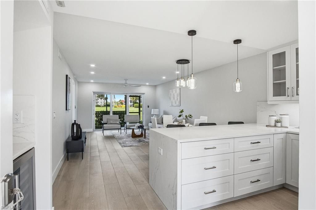 9 High Point Cir N, Unit 108, Naples, FL 34103 Photo