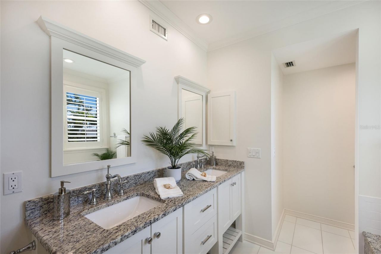 585 Buttonwood Bay Drive, Boca Grande, FL 33921 Photo