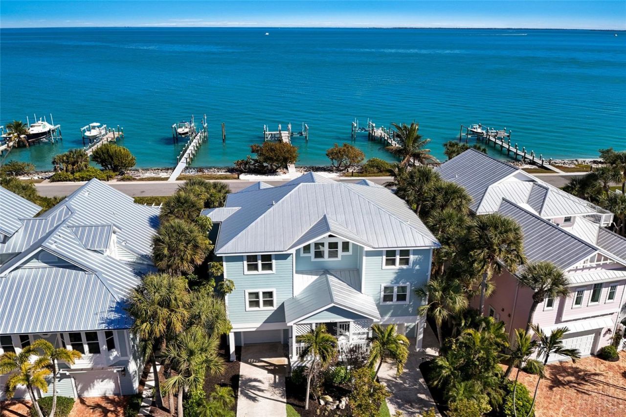 585 Buttonwood Bay Drive, Boca Grande, FL 33921 Photo
