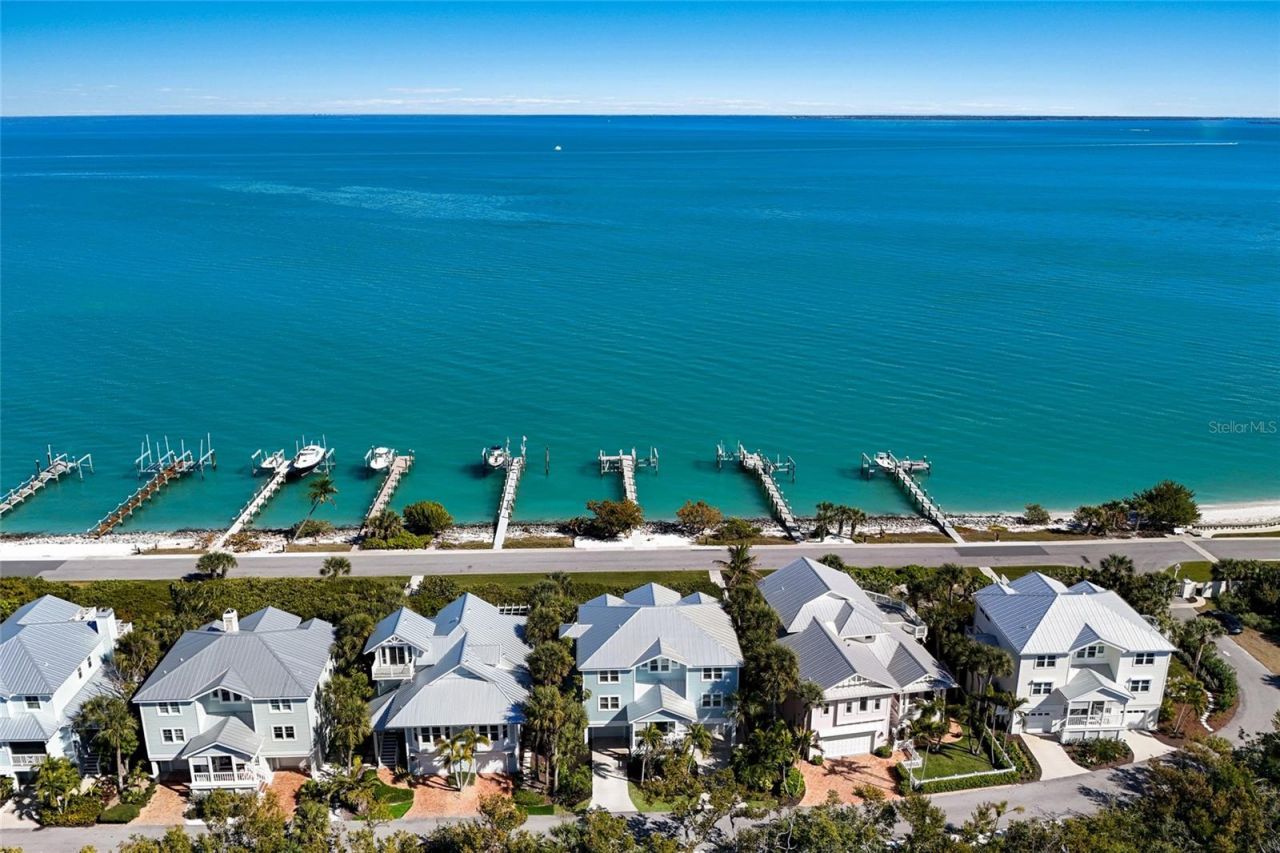 585 Buttonwood Bay Drive, Boca Grande, FL 33921 Photo