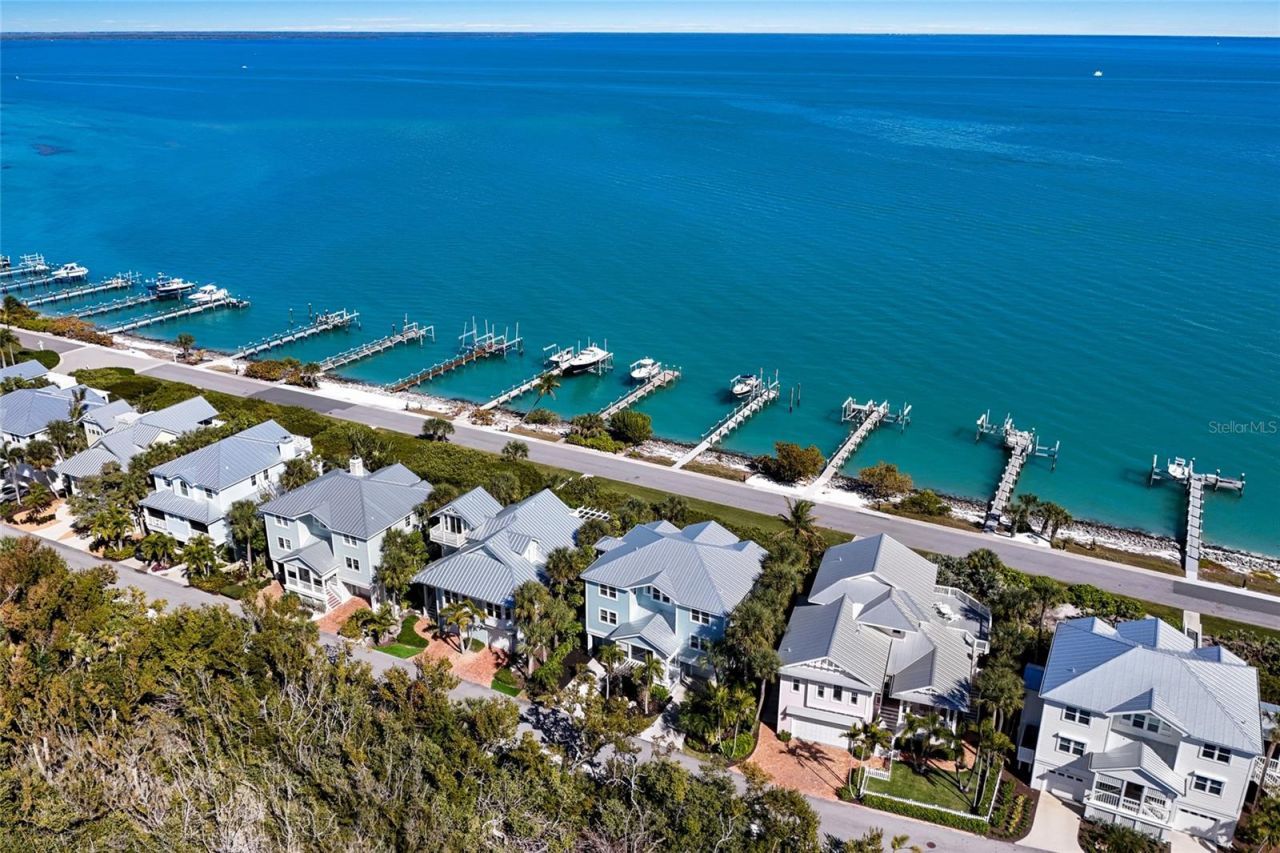 585 Buttonwood Bay Drive, Boca Grande, FL 33921 Photo