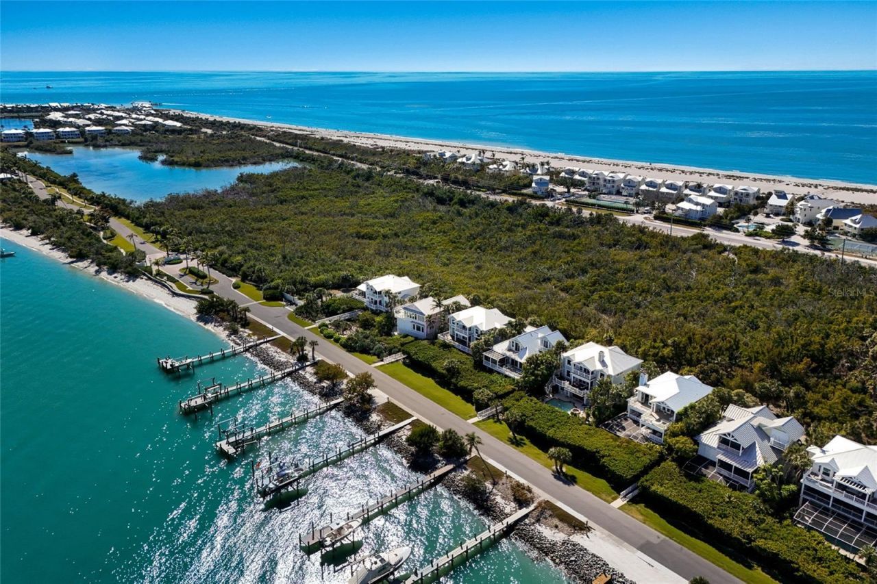 585 Buttonwood Bay Drive, Boca Grande, FL 33921 Photo