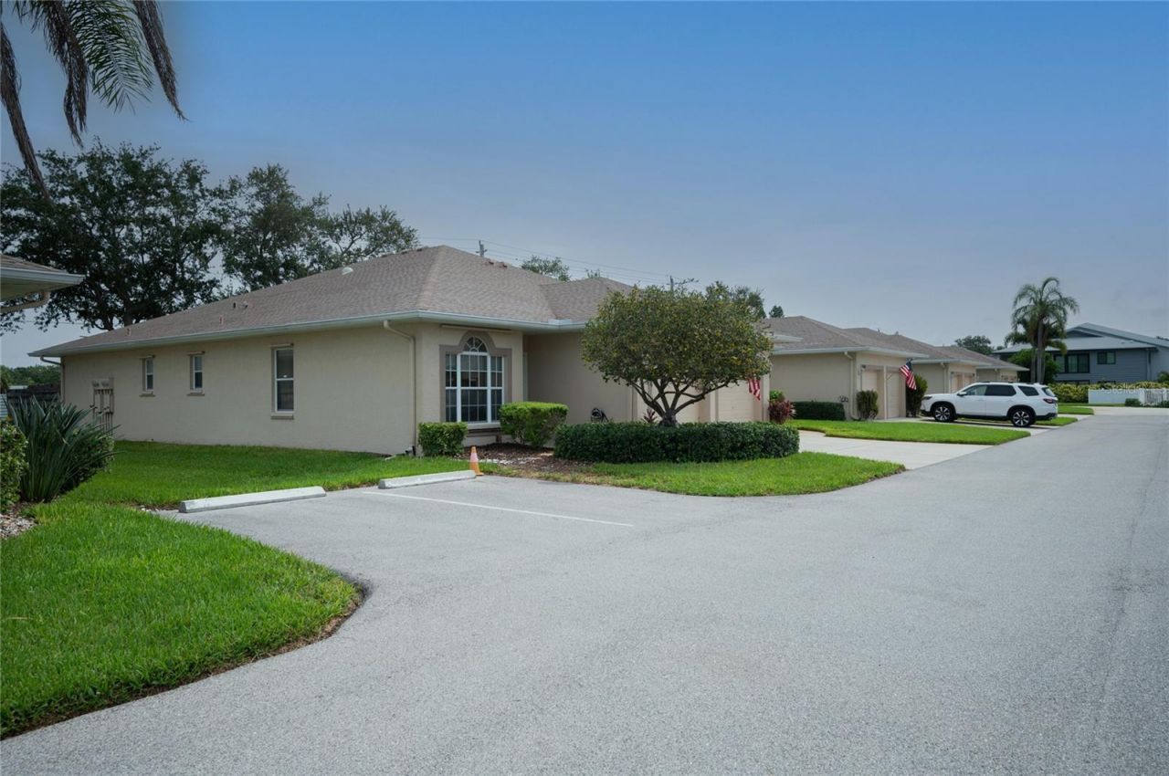 2645 73rd Court W, Unit 123, Bradenton, FL 34209 Photo