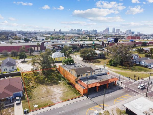 2213 E COLUMBUS DRIVE , TAMPA, FL 33605
