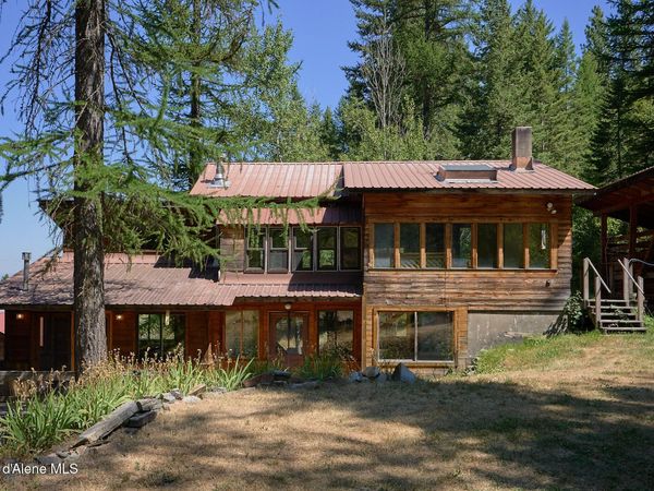 932 GREEN PASTURE RD, Naples, ID 83847