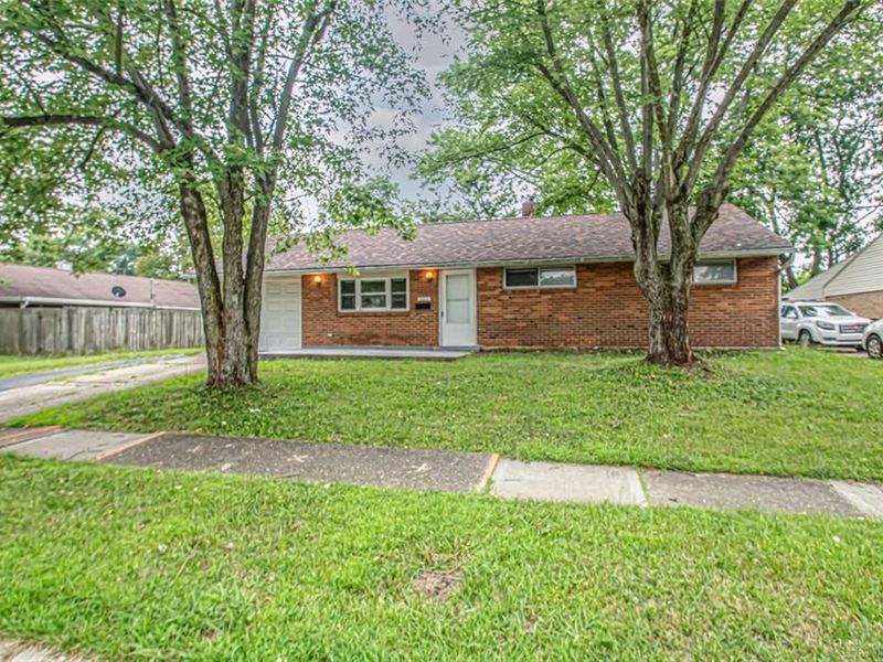 6111 Rosebury Drive, Huber Heights, OH 45424 Photo 1