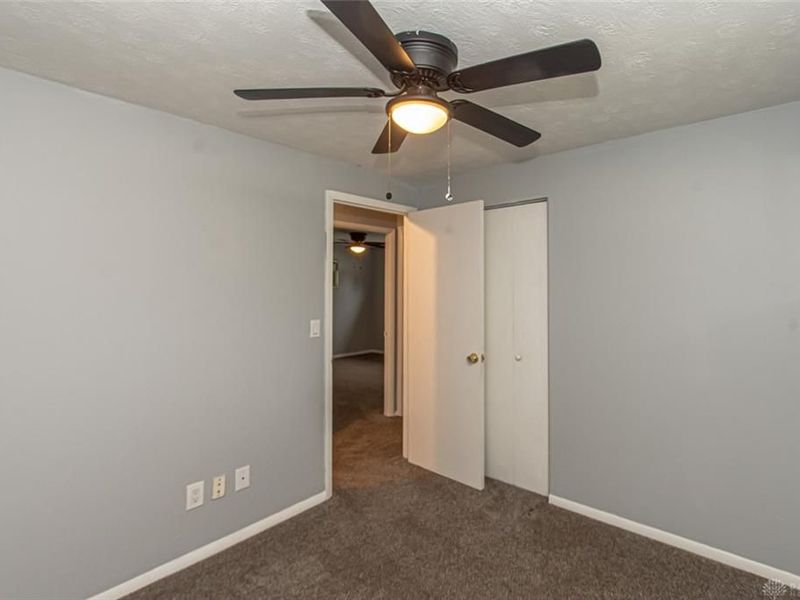 6111 Rosebury Drive, Huber Heights, OH 45424 Photo 11