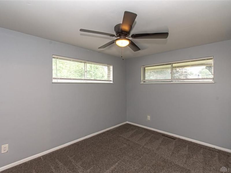 6111 Rosebury Drive, Huber Heights, OH 45424 Photo 12