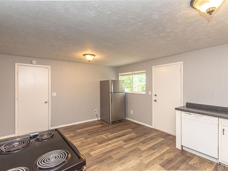 6111 Rosebury Drive, Huber Heights, OH 45424 Photo 8