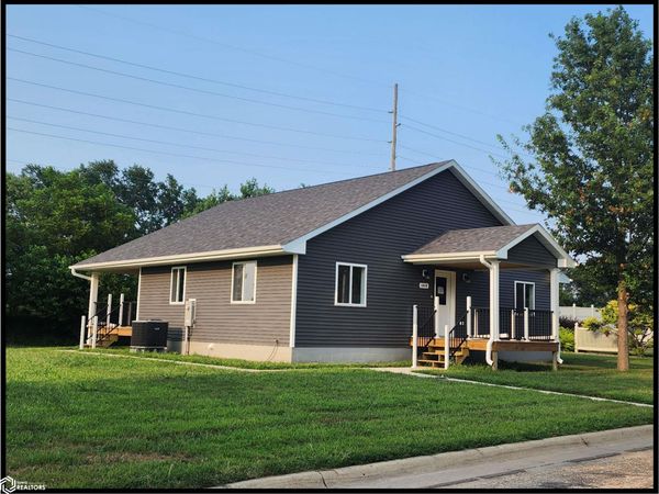 1014 E 3rd Street Place, Atlantic, IA 50022