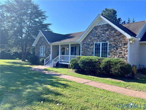 2301 Graceland Drive , Powhatan, VA 23139