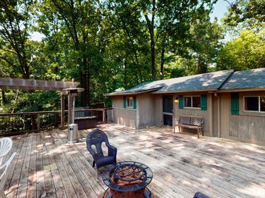 33 Canal Drive, Murray, KY 42071