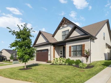 1952 Tidewater Flat, Lexington, KY 40509