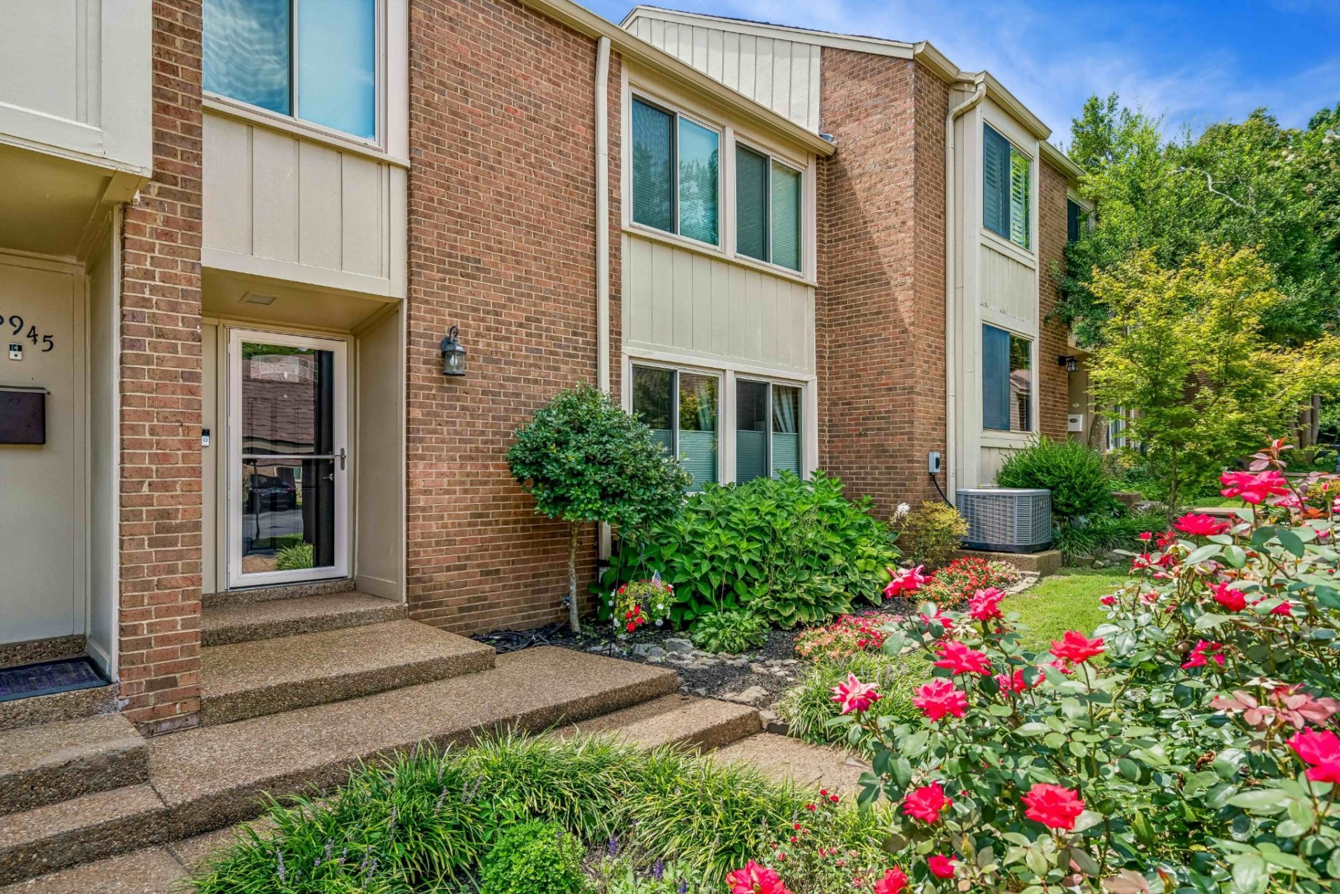6944 Highland Park Dr Nashville, TN 37205