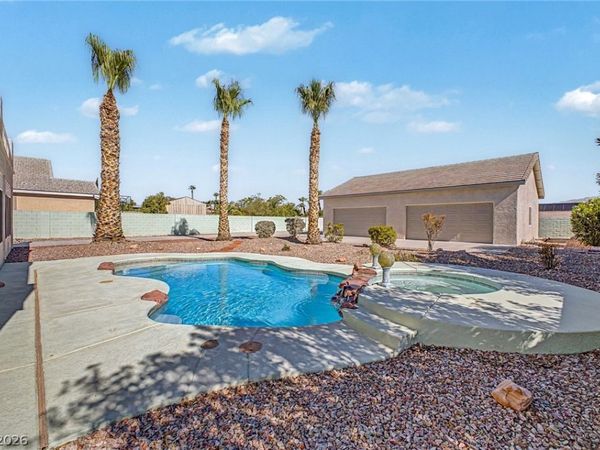 8508 Brody Marsh Avenue, Las Vegas, NV 89143