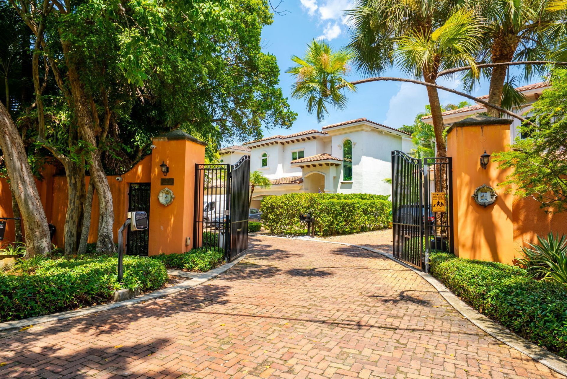 2765 Brickell Court, Miami, FL 33129 Photo