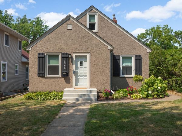1385 Arona Street, Saint Paul, MN 55108