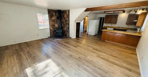 3849 Steven Lane, South Lake Tahoe, CA 96150 Photo