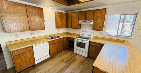 3849 Steven Lane, South Lake Tahoe, CA 96150 Photo