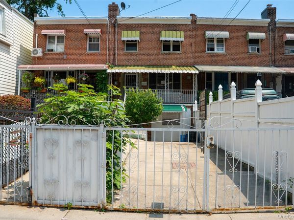 3830 Barnes Avenue, Bronx, NY 10467