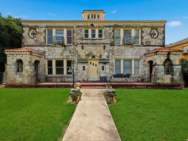 412 CLUB DR, Unit 1, San Antonio, TX 78201
