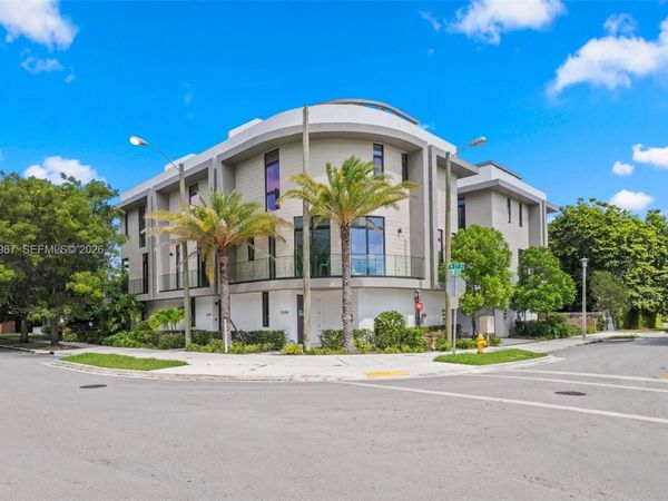 2688 SW 25th Ave , Miami, FL 33133