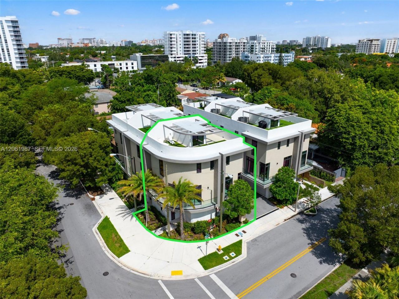 2688 SW 25th Ave , Miami, FL 33133 Photo