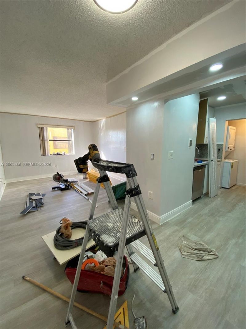 556 NW 114th Ave, Unit 203, Sweetwater, FL 33172 Photo
