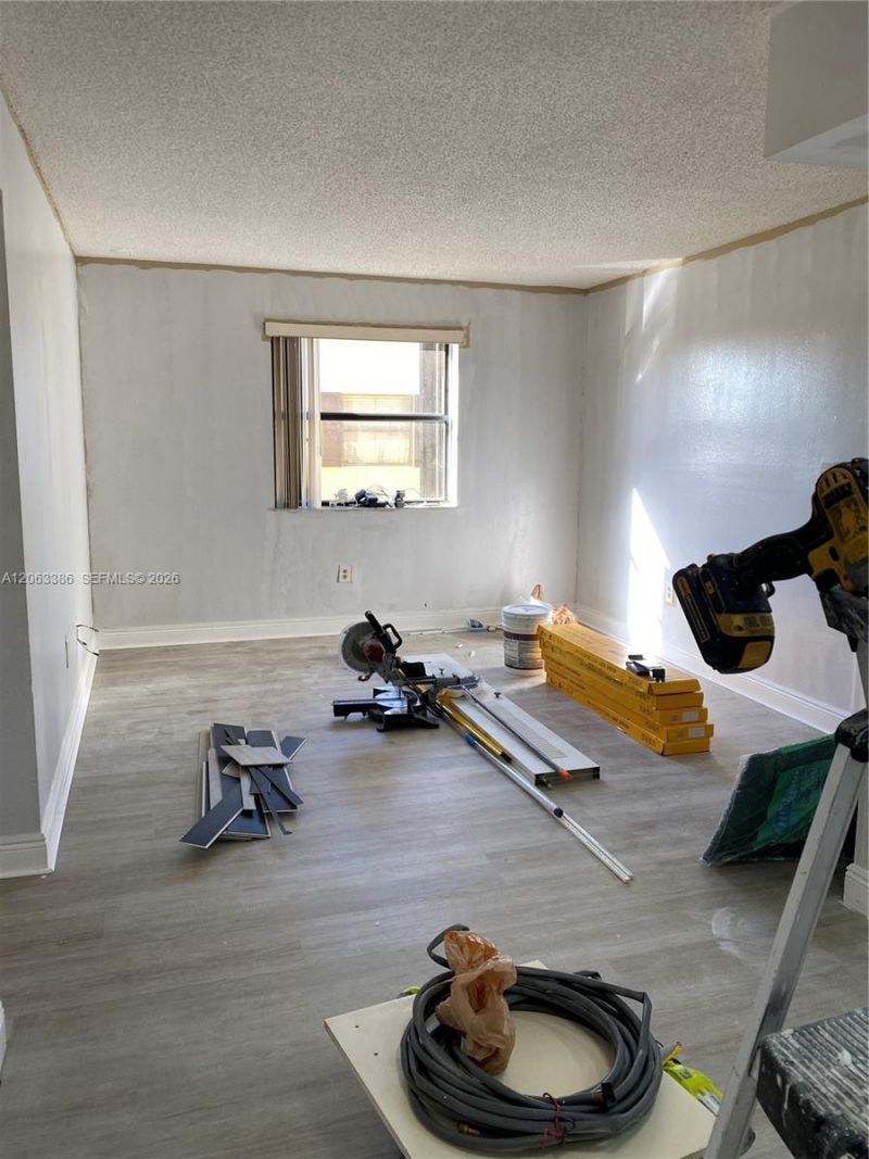 556 NW 114th Ave, Unit 203, Sweetwater, FL 33172 Photo