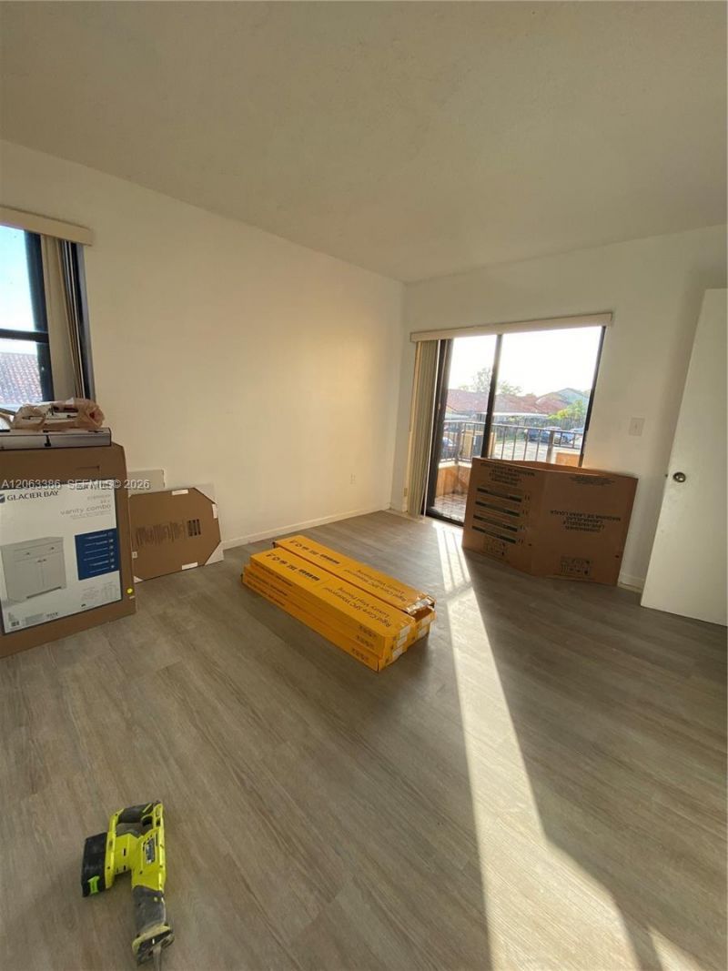 556 NW 114th Ave, Unit 203, Sweetwater, FL 33172 Photo