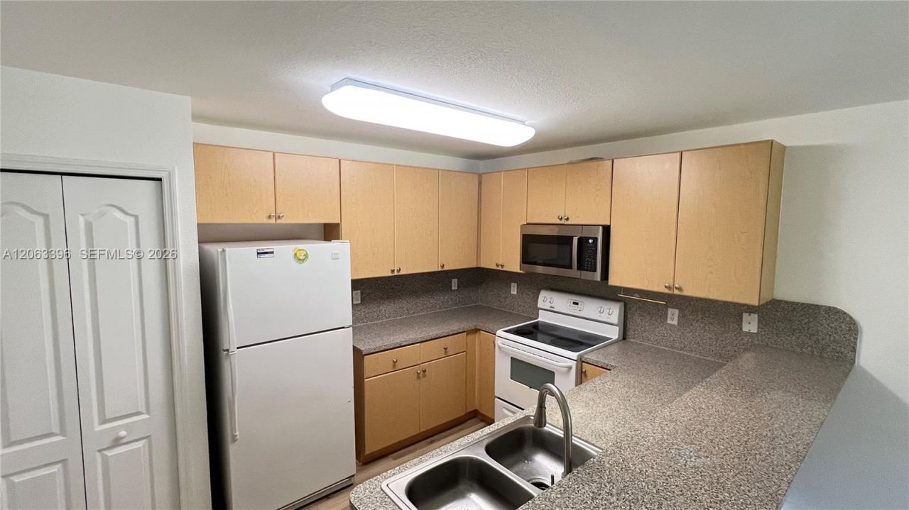 22721 SW 88 Pl , Unit 9-19, Cutler Bay, FL 33190 Photo