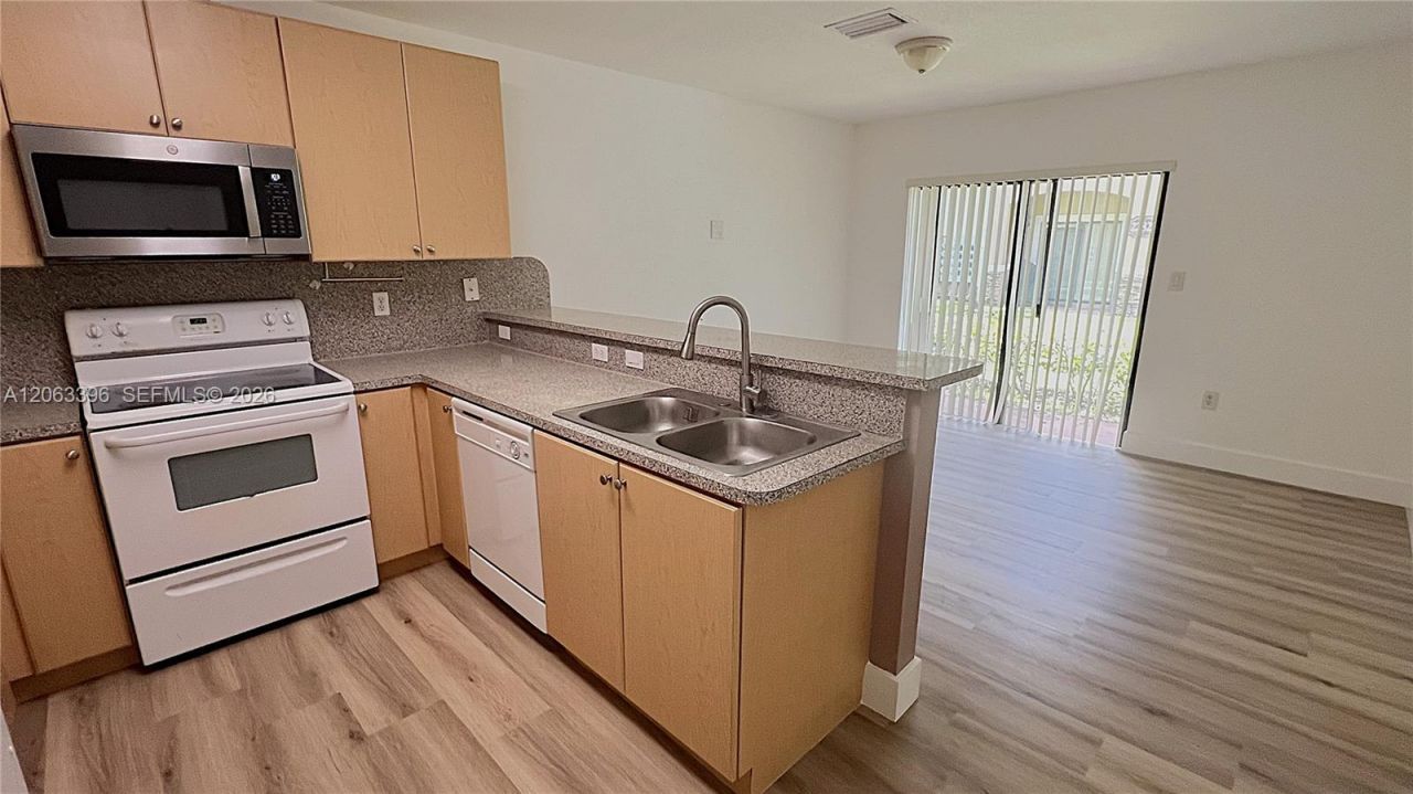 22721 SW 88 Pl , Unit 9-19, Cutler Bay, FL 33190 Photo