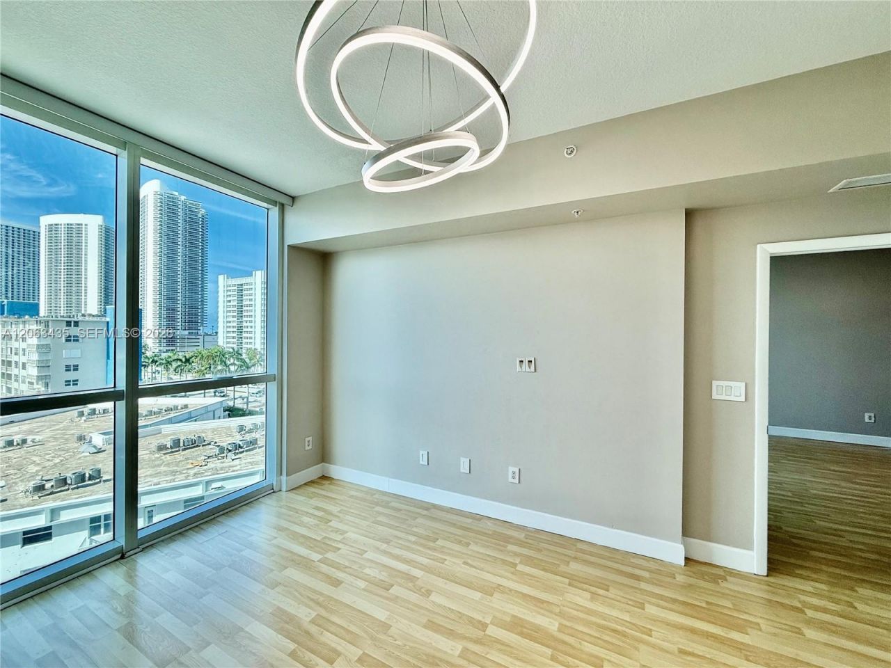 1945 S Ocean Dr, Unit 710, Hallandale Beach, FL 33009 Photo