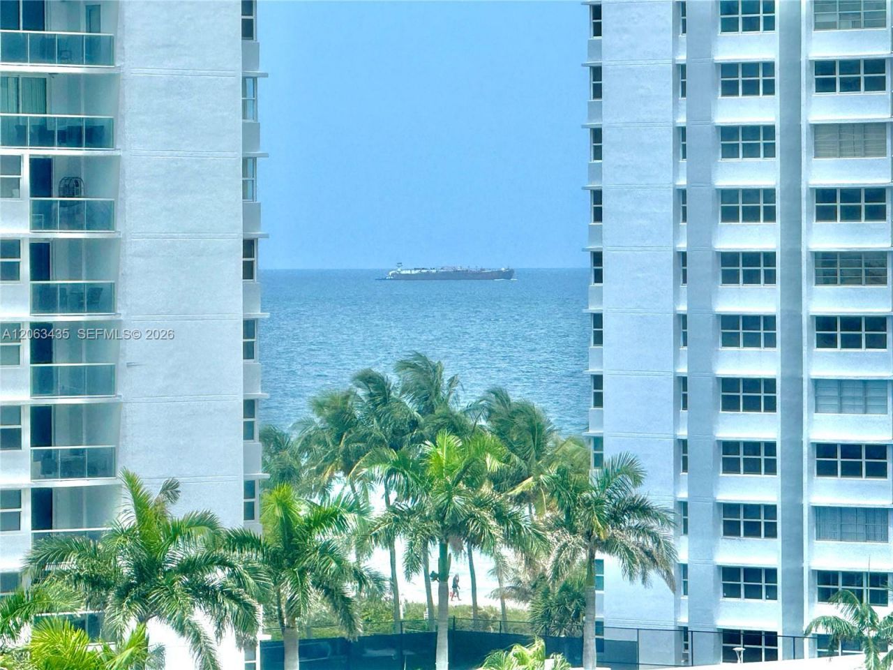 1945 S Ocean Dr, Unit 710, Hallandale Beach, FL 33009 Photo