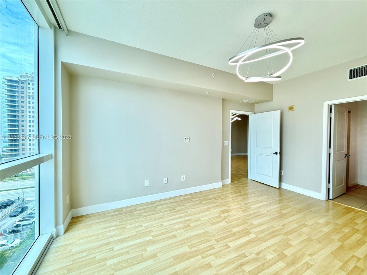 1945 S Ocean Dr, Unit 710, Hallandale Beach, FL 33009 Photo