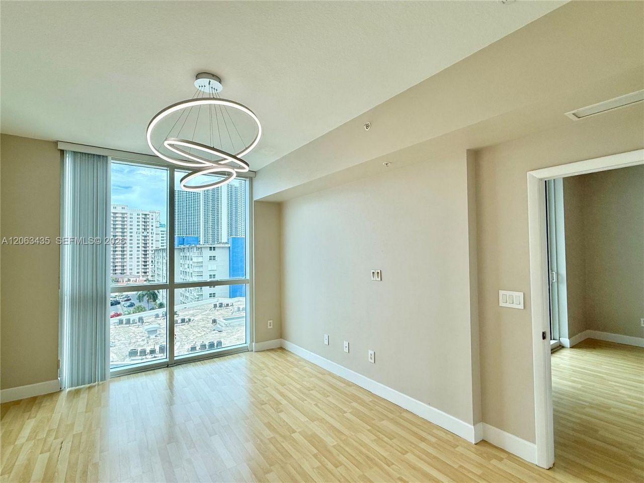 1945 S Ocean Dr, Unit 710, Hallandale Beach, FL 33009 Photo