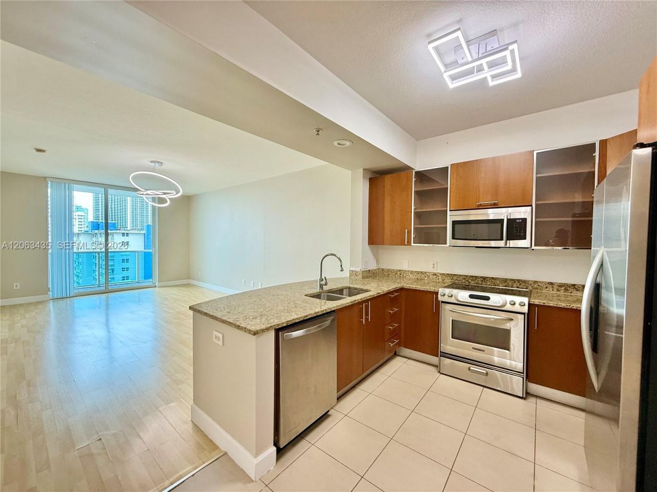 1945 S Ocean Dr, Unit 710, Hallandale Beach, FL 33009 Photo