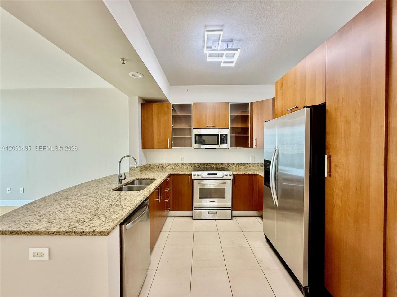1945 S Ocean Dr, Unit 710, Hallandale Beach, FL 33009 Photo