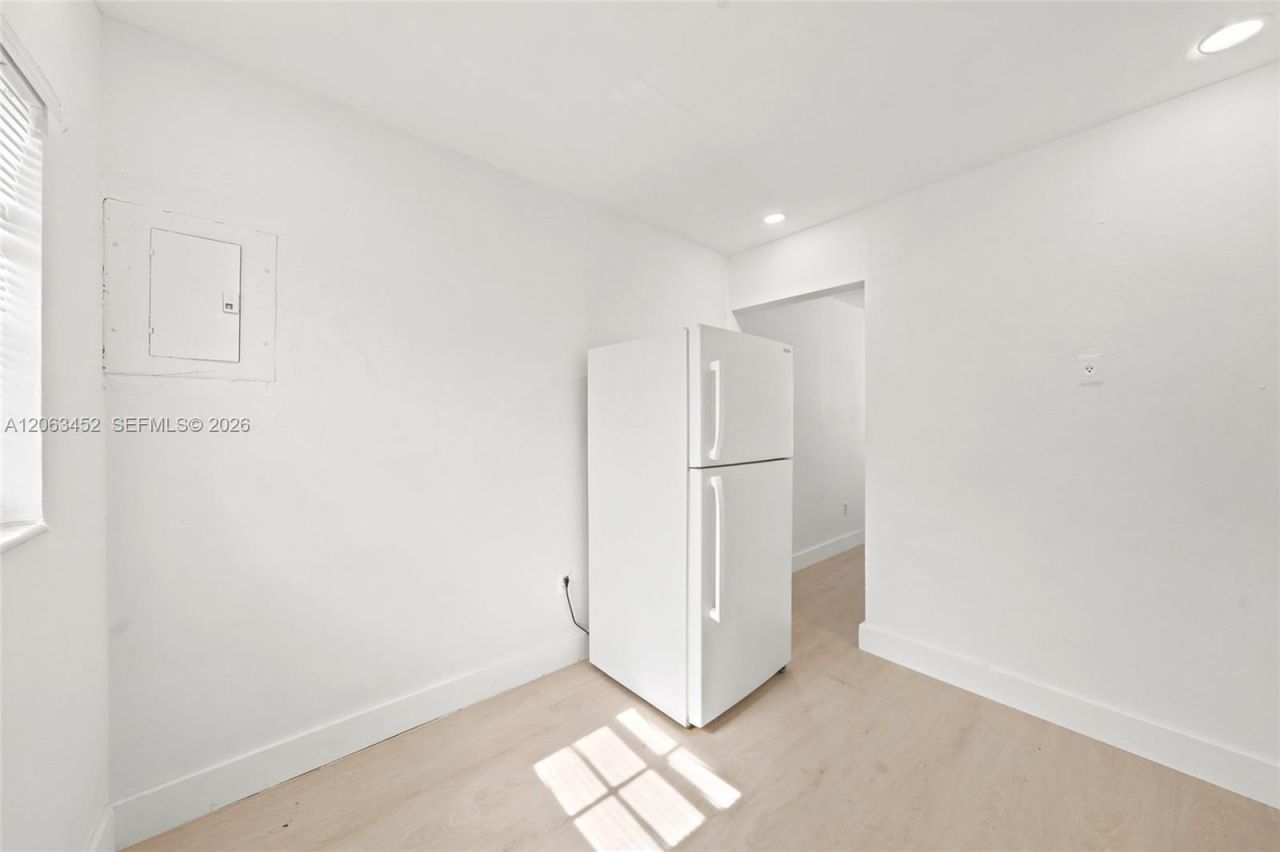 1172 NW 64th St, Unit 1172, Miami, FL 33150 Photo