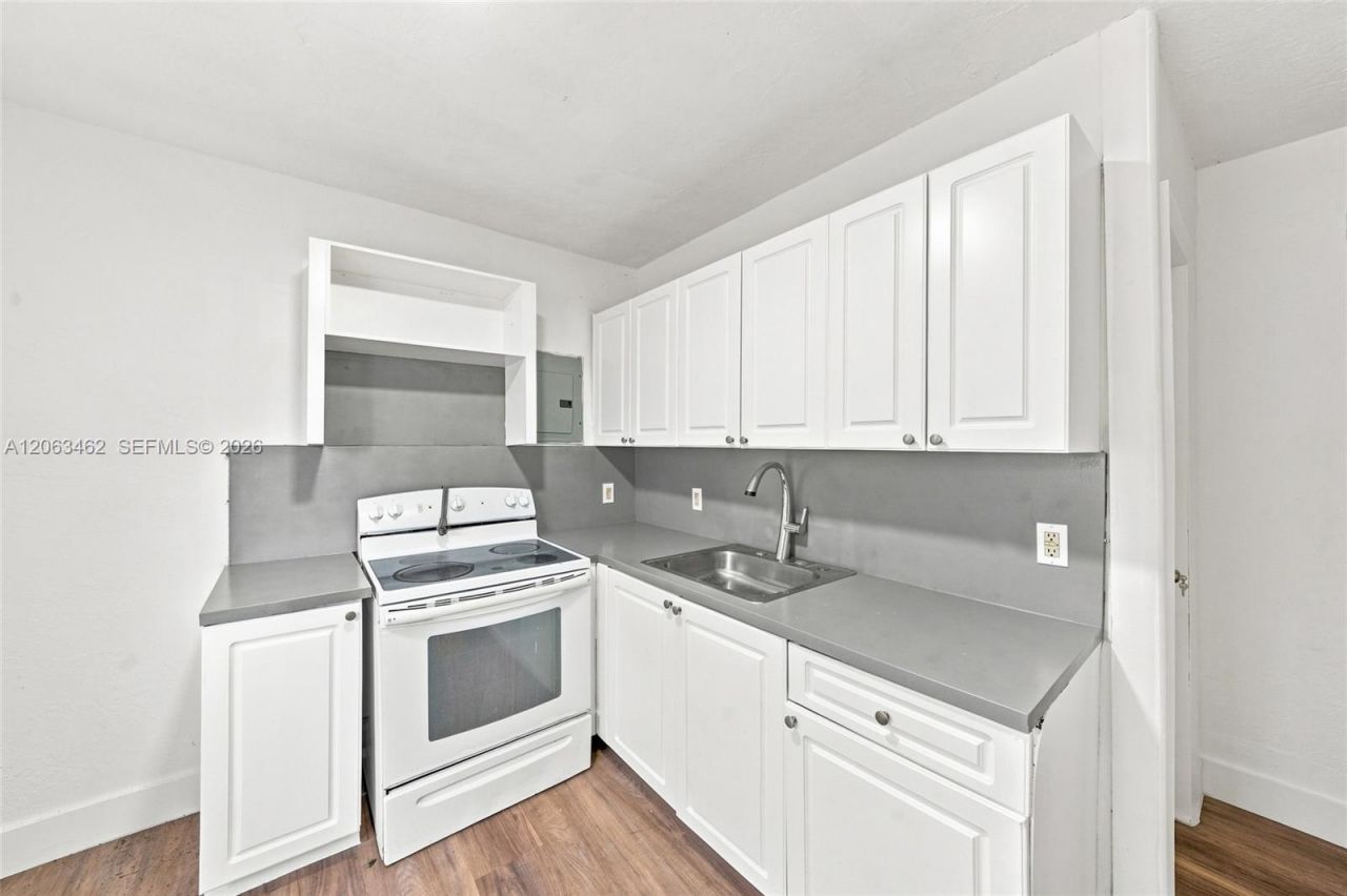 6920 NW 6th Ct, Unit 2, Miami, FL 33150 Photo