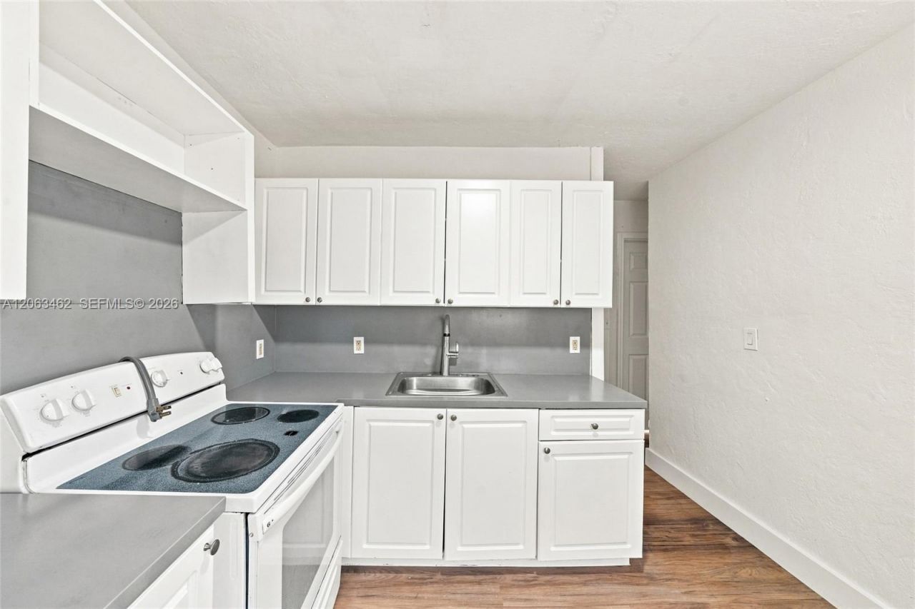 6920 NW 6th Ct, Unit 2, Miami, FL 33150 Photo