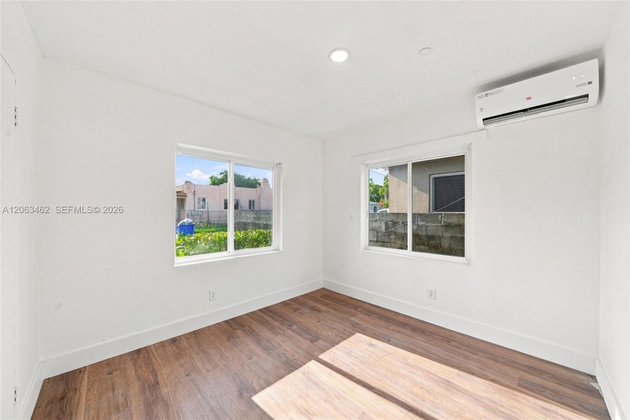 6920 NW 6th Ct, Unit 2, Miami, FL 33150 Photo