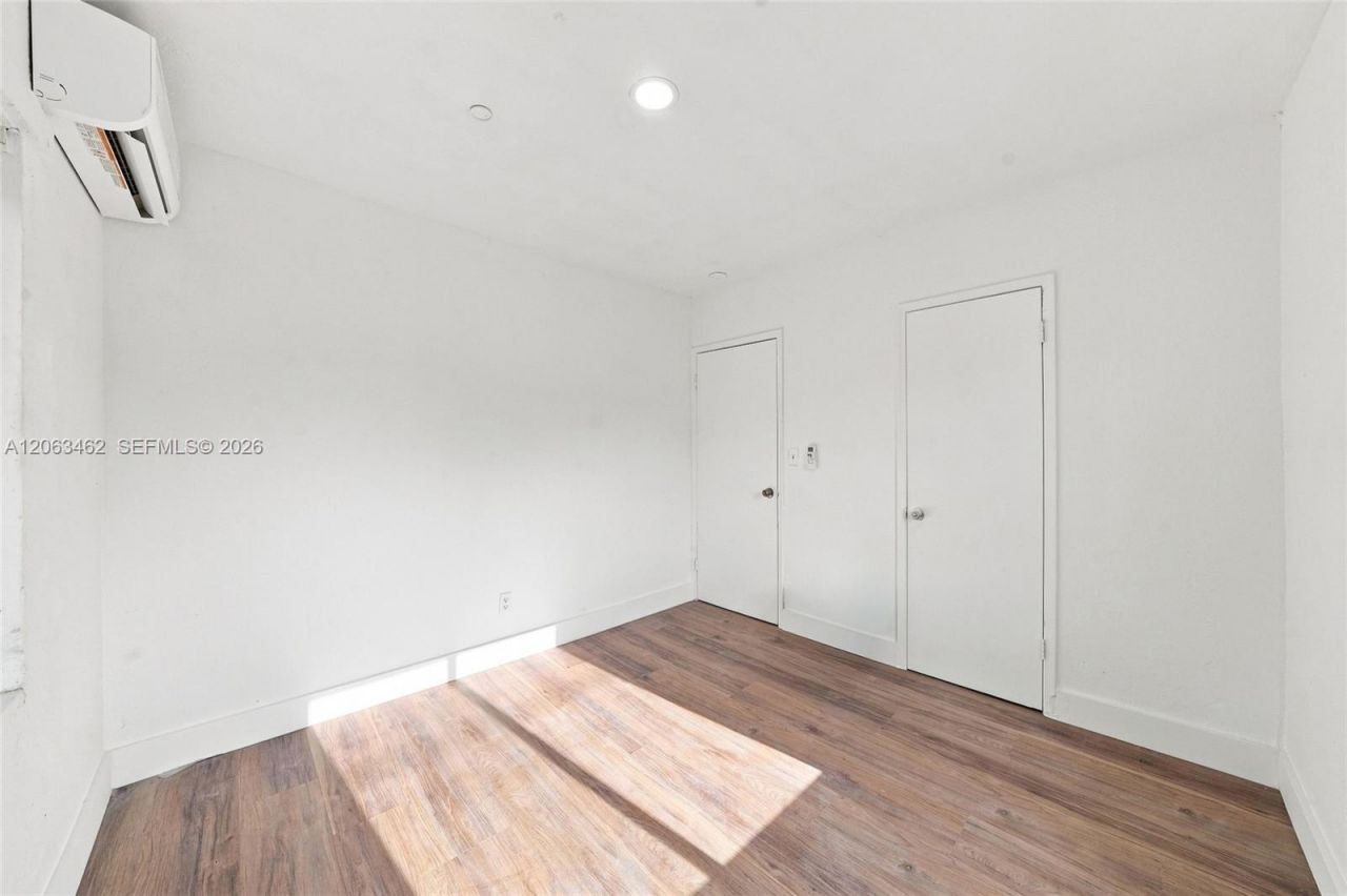 6920 NW 6th Ct, Unit 2, Miami, FL 33150 Photo