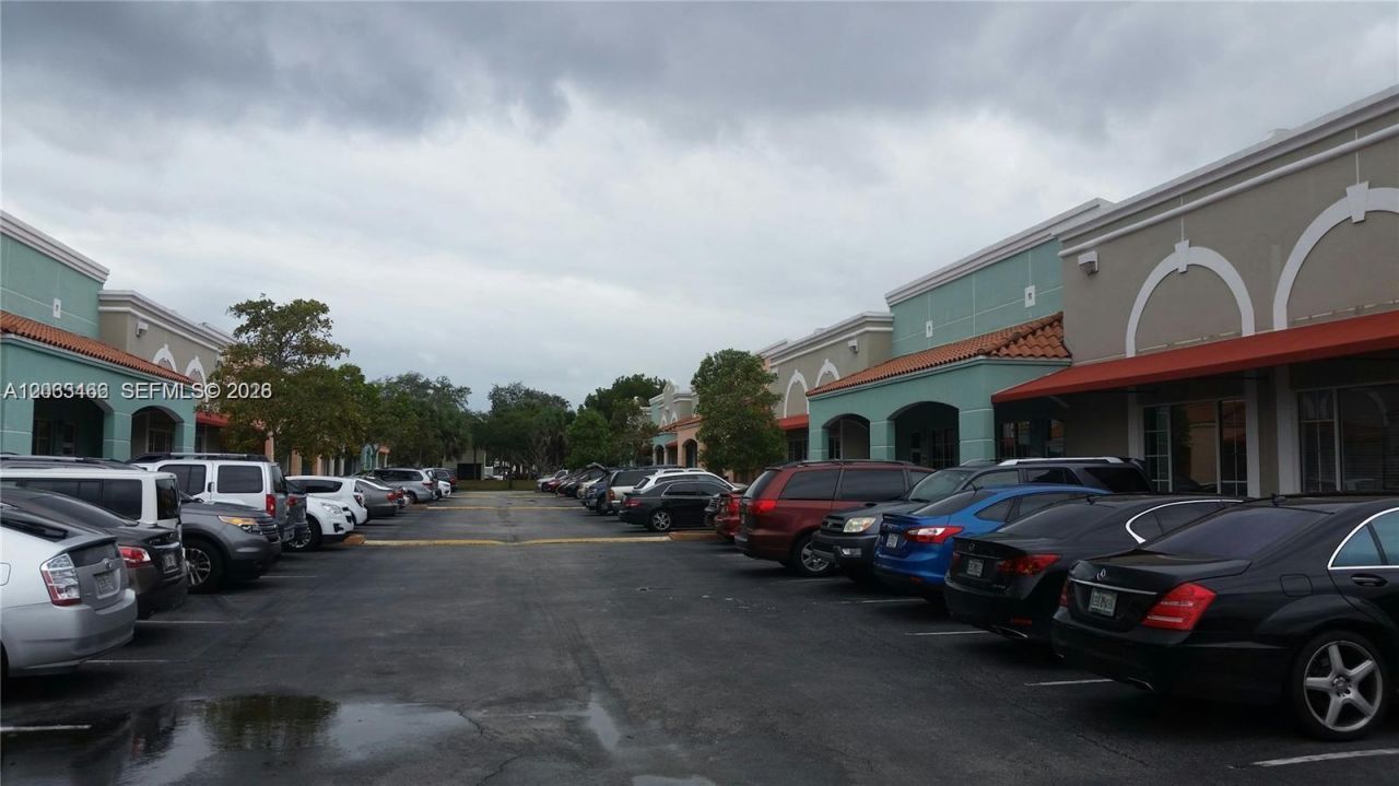 5791 NW 151st St, Unit 5791-A, Miami Lakes, FL 33014 Photo