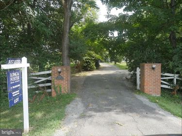 8971 FORT HUNT ROAD, ALEXANDRIA, VA 22308